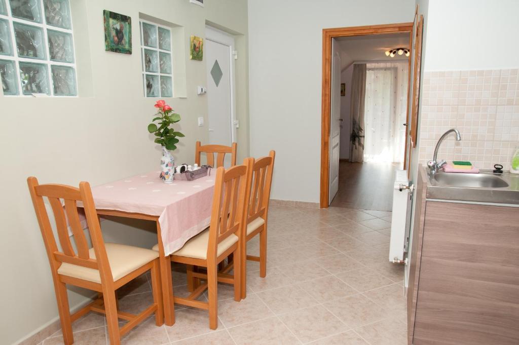 Deluxe Apartments Hévíz Quarto foto